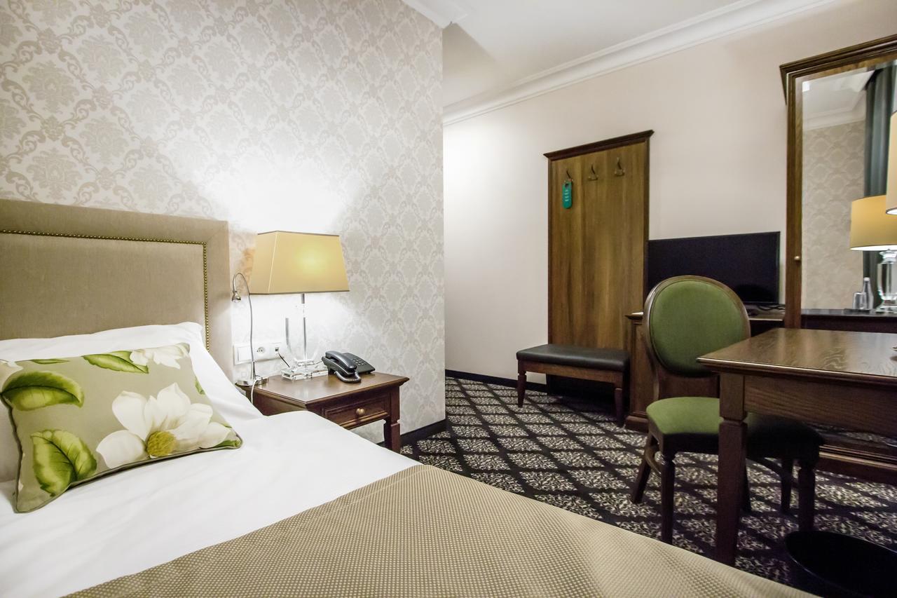 Hg Hotel Toszek المظهر الخارجي الصورة