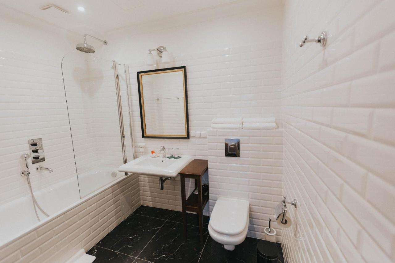 Hg Hotel Toszek المظهر الخارجي الصورة